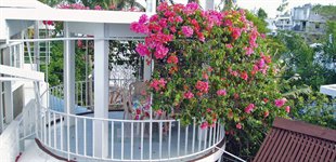 Les Bougainvillieres, Mauritius