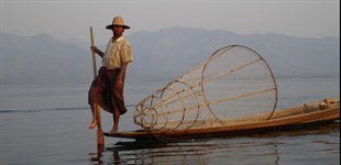 Myanmar: Inle Lake - Mandalay