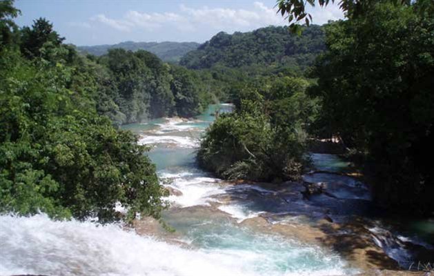 Aqua Azul, Mexico city til Cancun, Mexico