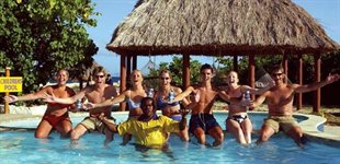 Aquarius, Fiji
