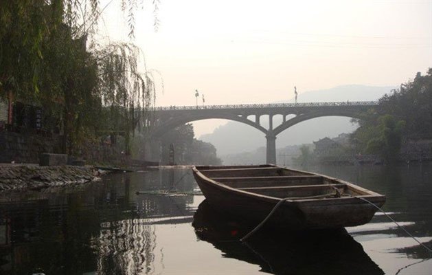 Båd i Fenghuang i Kina Båd i Fenghuang i Kina