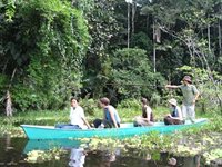 Udflugt fra sprogskolen i amazonjunglen i Ecuador