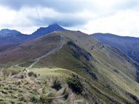 Vandresti p� vej op mod Guagua Pichincha i Ecuador