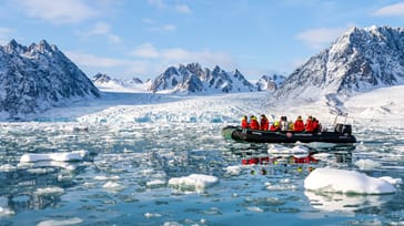 Ekspeditionscruise i Svalbard's arktiske vildmark