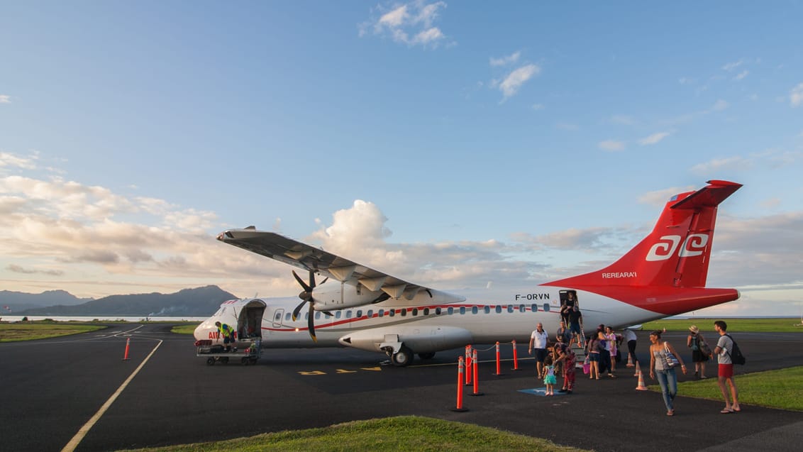 I Fransk Polynesien kommer du mellem øerne med Air Tahiti