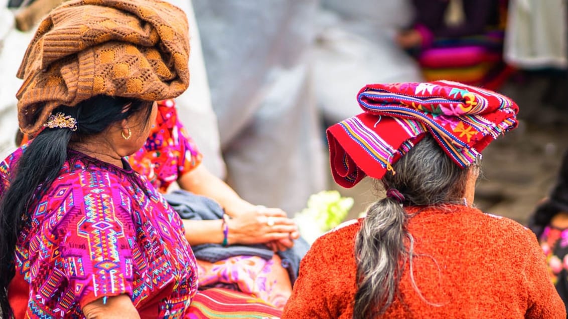 Kvinder på Chichicastenango-marked
