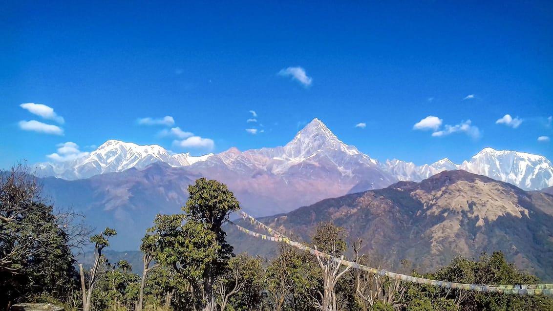 Flotte panorama udsigter over bjergene i Nepal