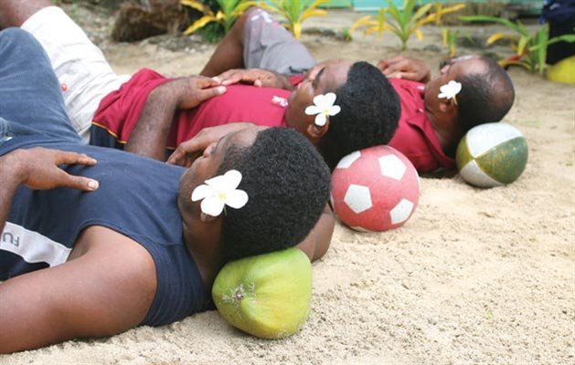 The Ultimate Lei, Fiji