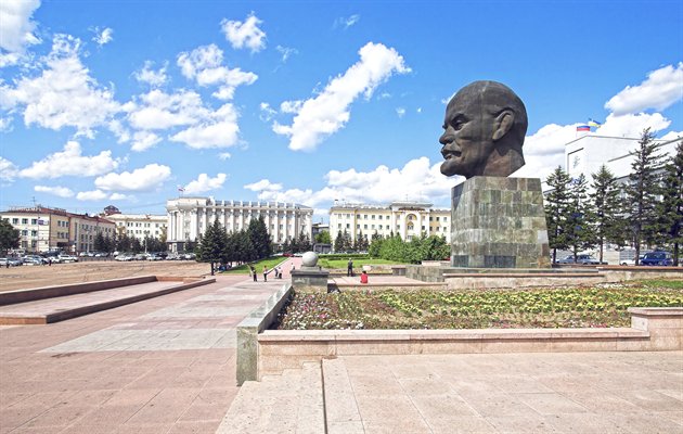 Verdens største Lenin hoved i Ulan ude
