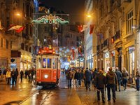 Istanbuls gader om aftenen