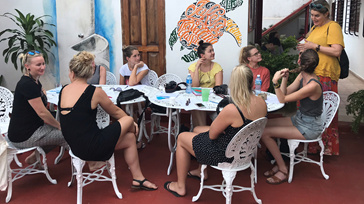 Fællesskab på sprogskolen i Havana