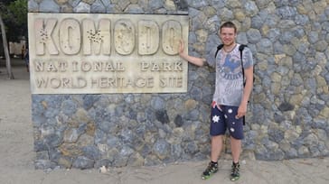 Høje bølger og Komodo-varaner