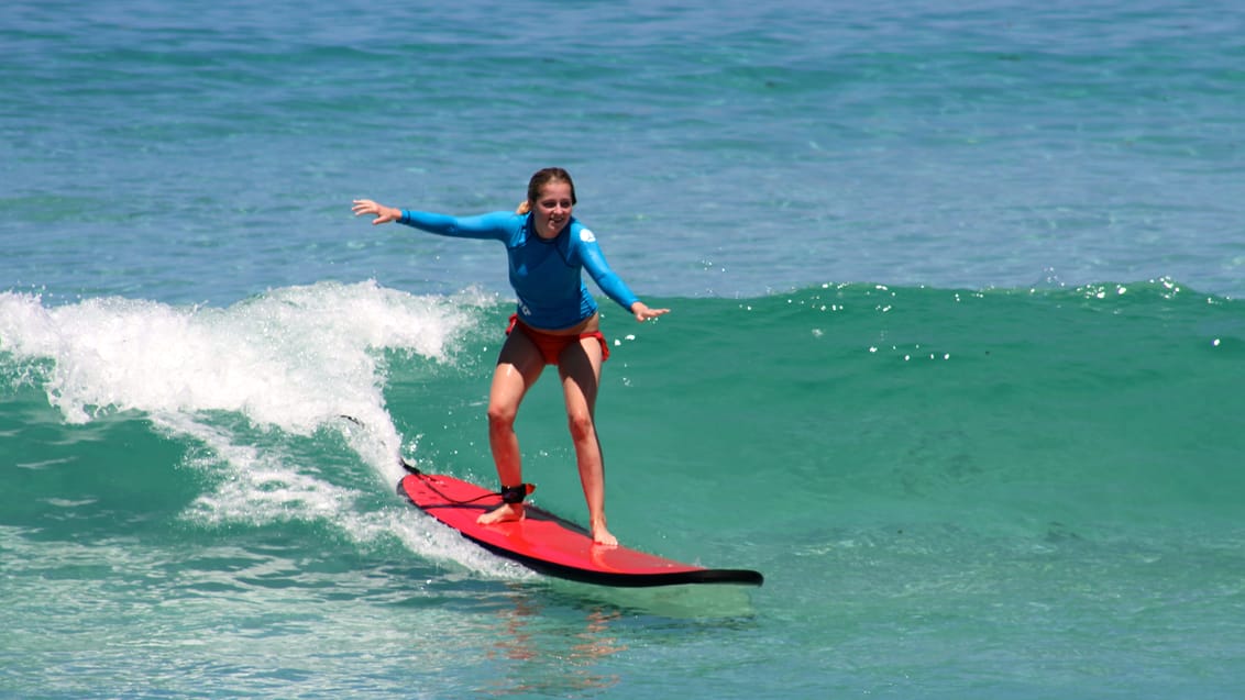 Lær at surfe på Seychellerne