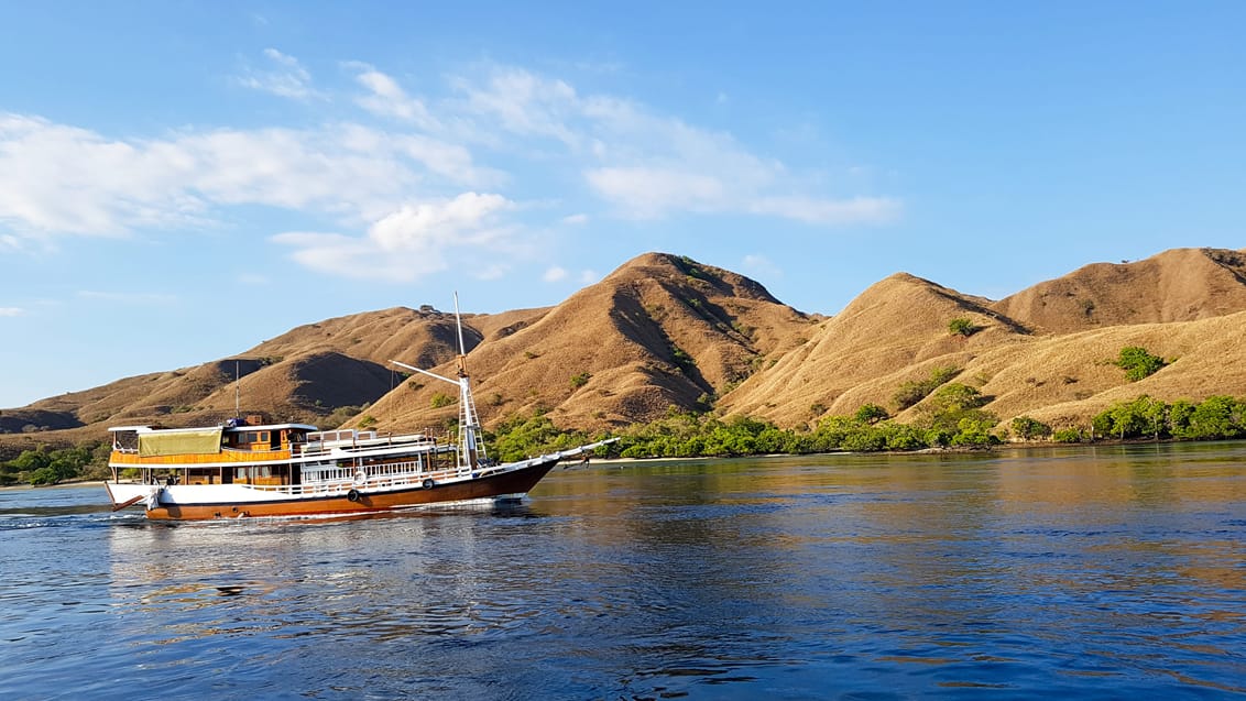 Bådtur fra Flores til Lombok