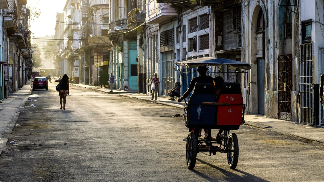 Tidlig morgen i Havana, i bydelen Vedado