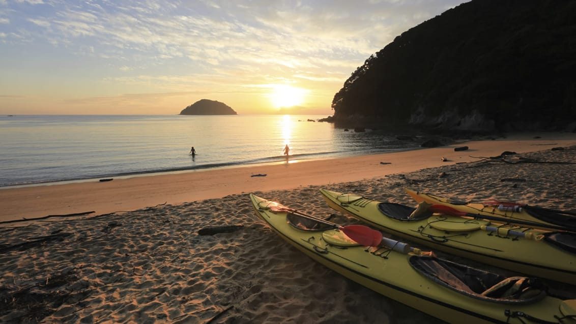 Det er muligt at sejle i havkajak i Abel Tasman Nationalpark