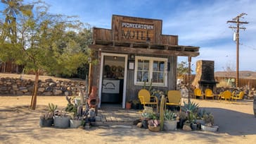 Pioneertown - pernille