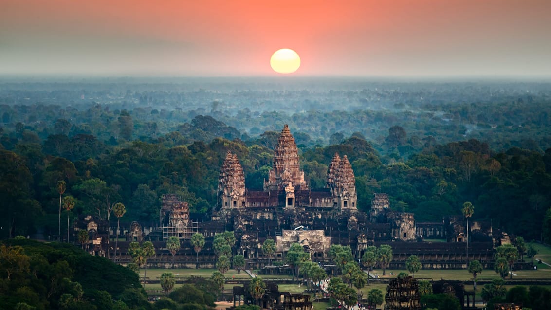 Smukke Angkor Wat i solopgang