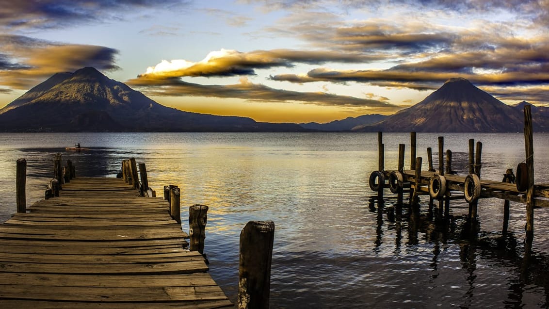 Bådebro, Lago Atilán, Guatemala