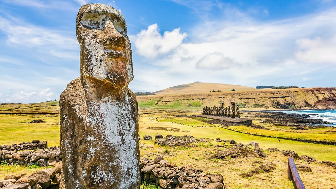 Moai on Ahu Tongariki på Påskeøen