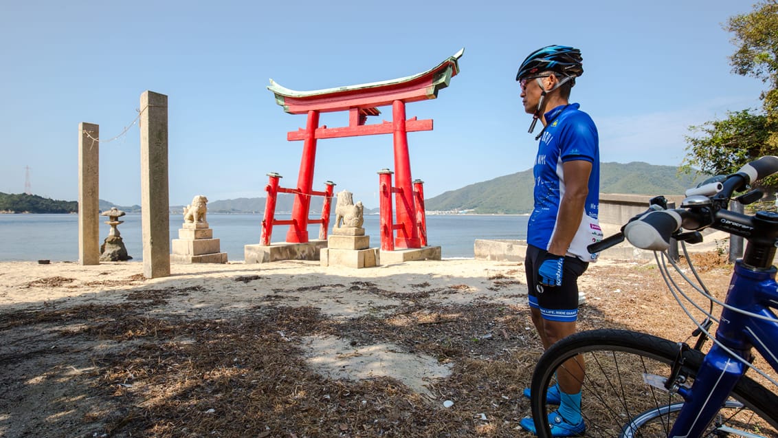 Tag på cykeltur på Shimanami Kaido