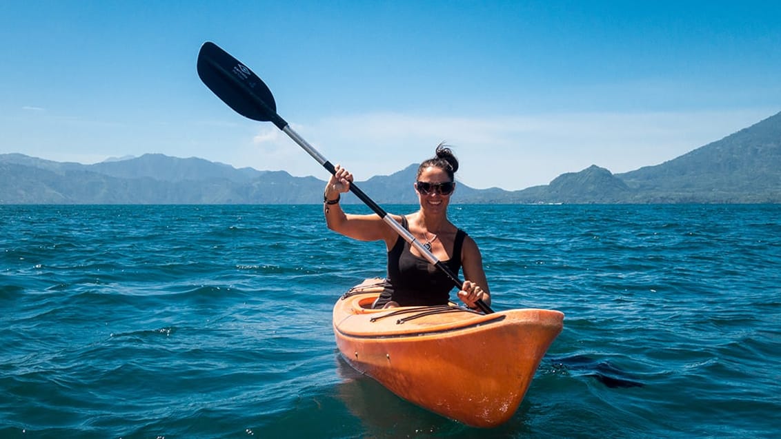 Kajaktur, Lago Atilán, Guatemala