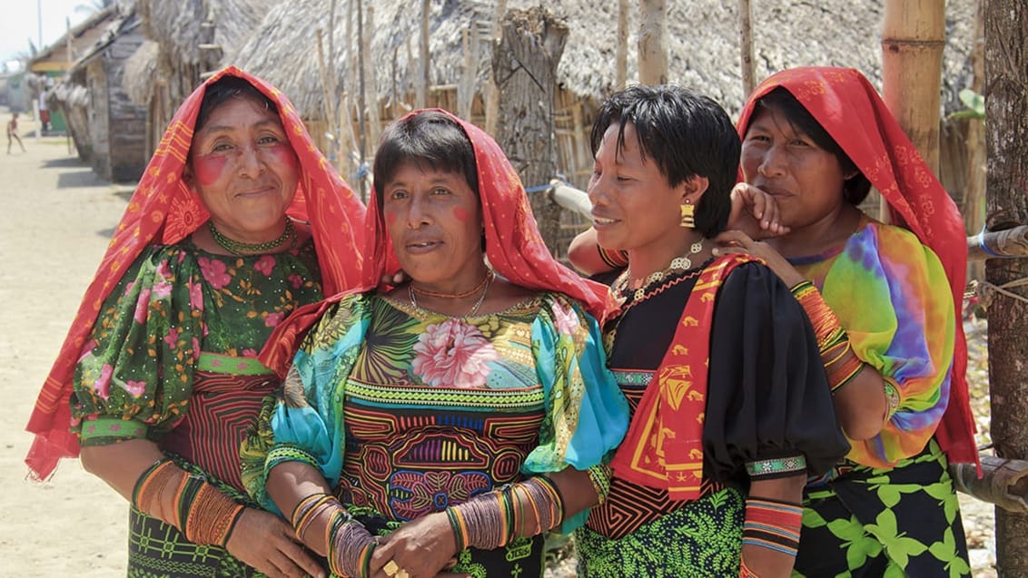 Oplev de farvestrålende Kuna Indianer i San Blas