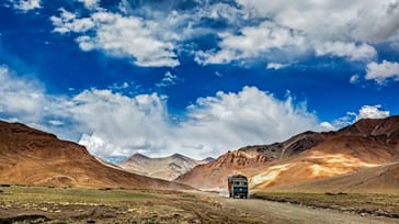 Oplev de fantastiske bjerglandskaber på overlandsturen i Indisk Himalaya