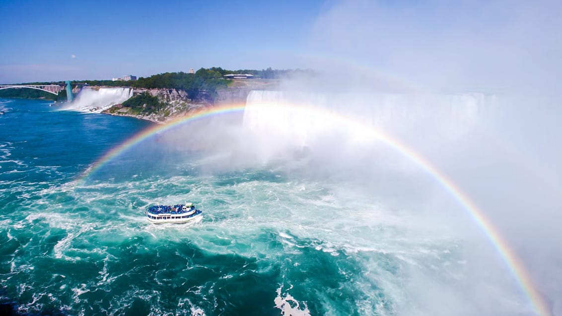 Båden Maid of the Mist ved Niagara Falls