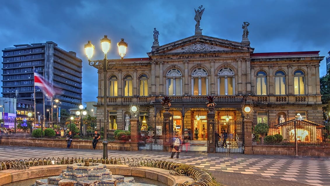 Oplev Teatro Nacional de Costa Rica