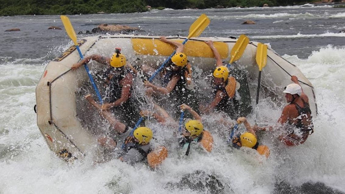 Oplev verdensklasse riverrafring i Jiinja