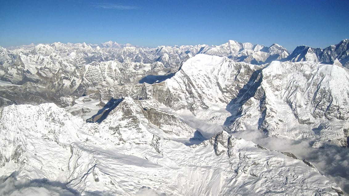 Den imponerende udsigt over Himalaya på den sceniske flyvetur