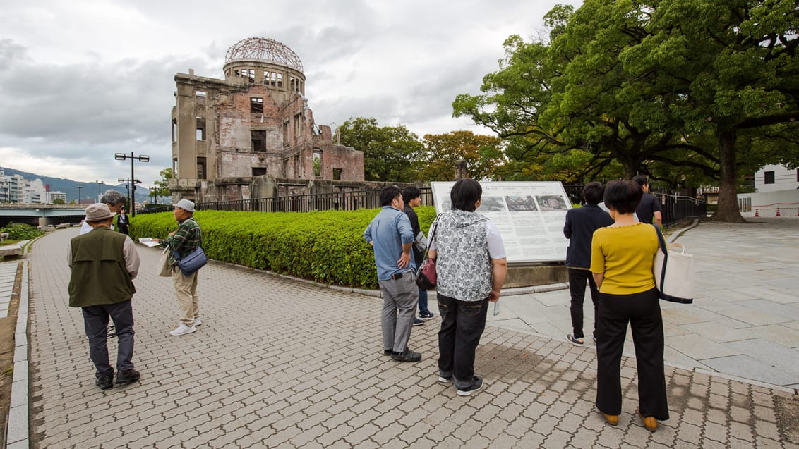 Hiroshima Peace Memorial er den eneste bygning der stod tilbage efter den første atombombe ramte byen d. 6 august 1945