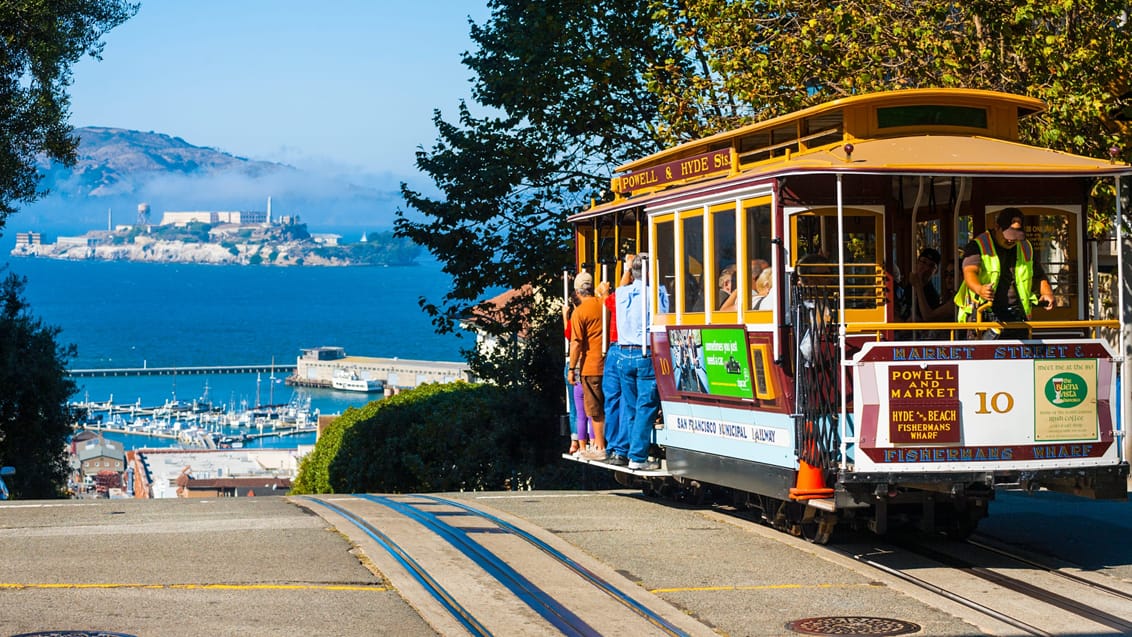 Det er nemt at komme omkring i San Francisco med offentlig transport, sporvogn eller på cykel