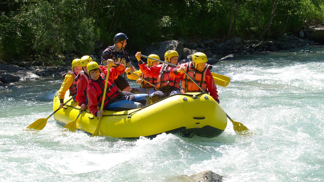 Whitewater rafting, Canada