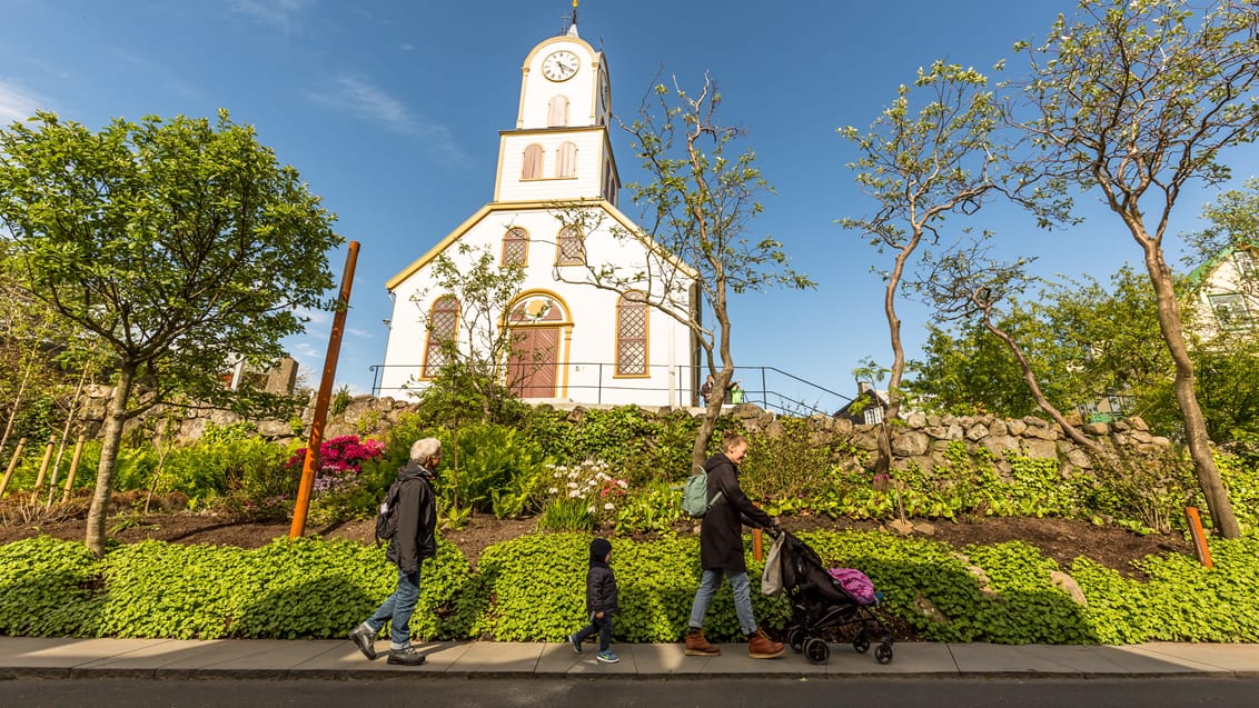 Hele familien vil elske denne kør-selv rejse på Færøerne