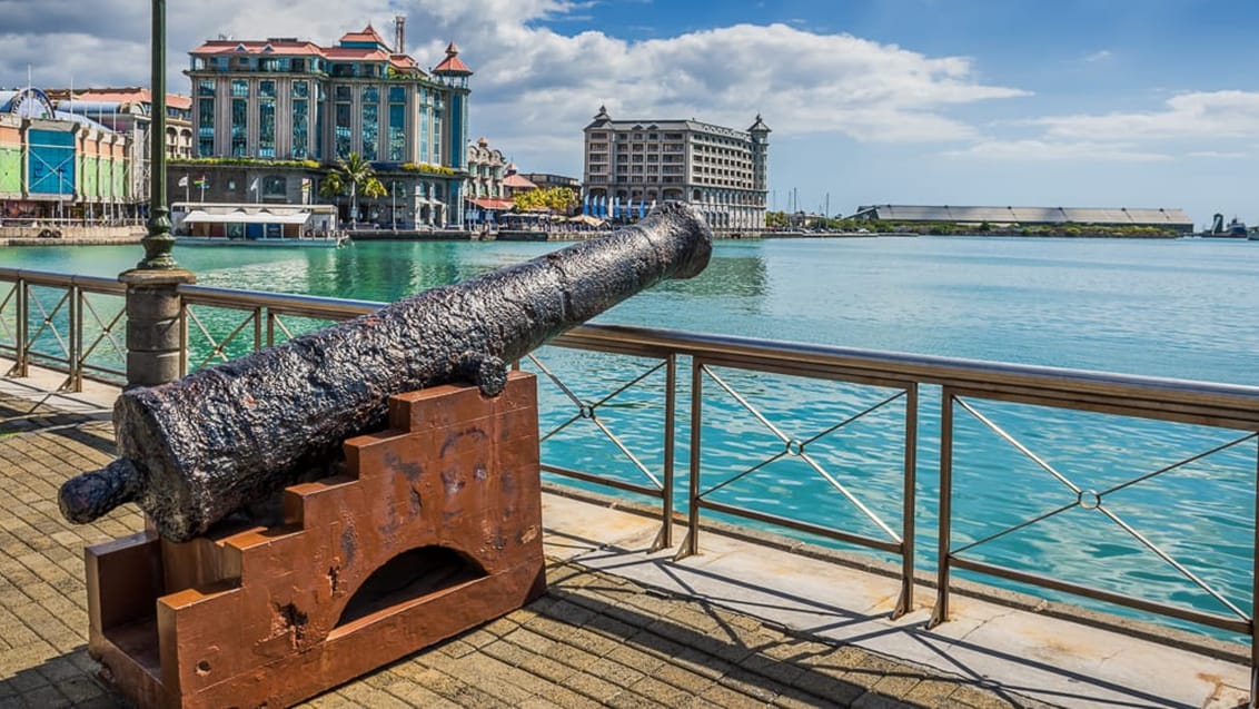 Besøg den flotte og historiske hovedstad Port Louis