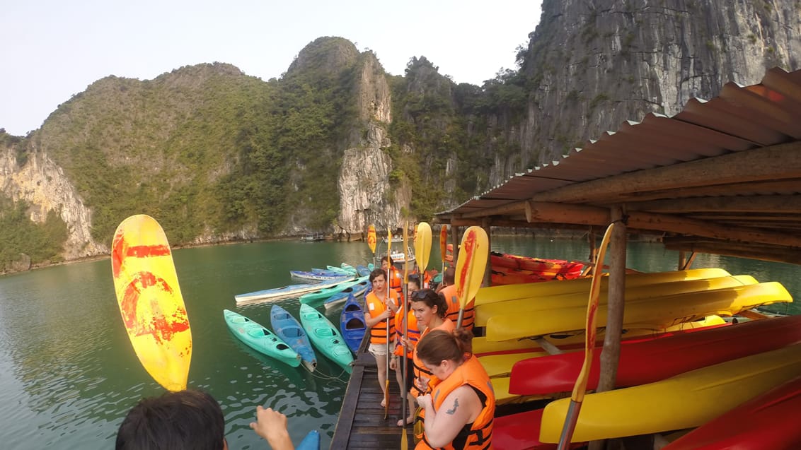 halong bay kajak