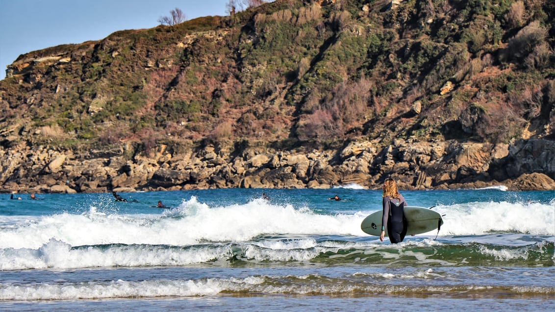 Prøv kræfter med surfing i San Sebastian, Spanien