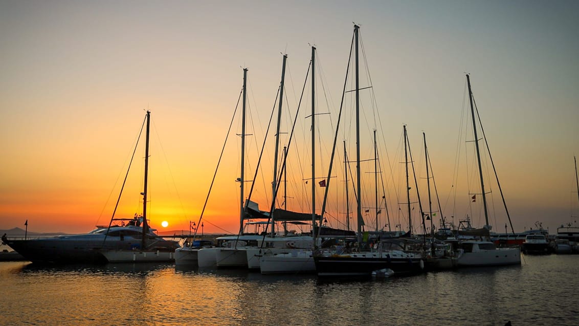 Havnen i Naxos by, Grækenland