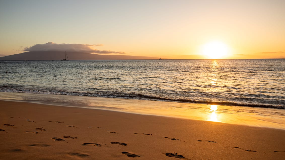 Solnedgang ved Ka'anapali Beach på Maui i Hawaii