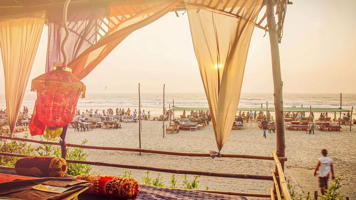 Tid til en kølig drink på Arambol Beach i Goa