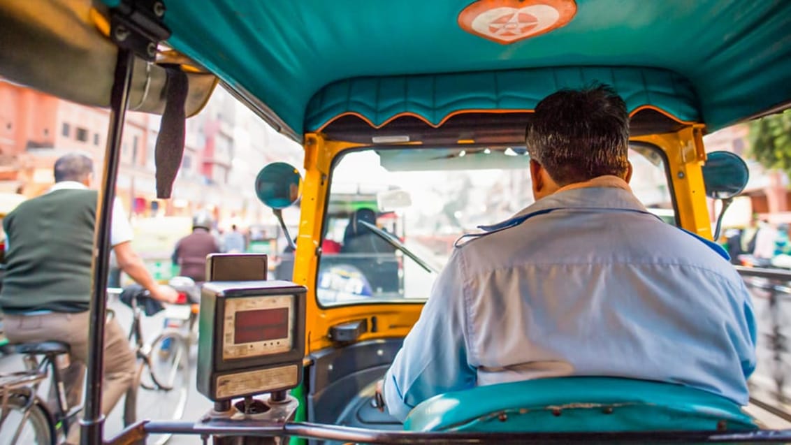 Prøv en tur i de små motoriserede rickshaws i Indien