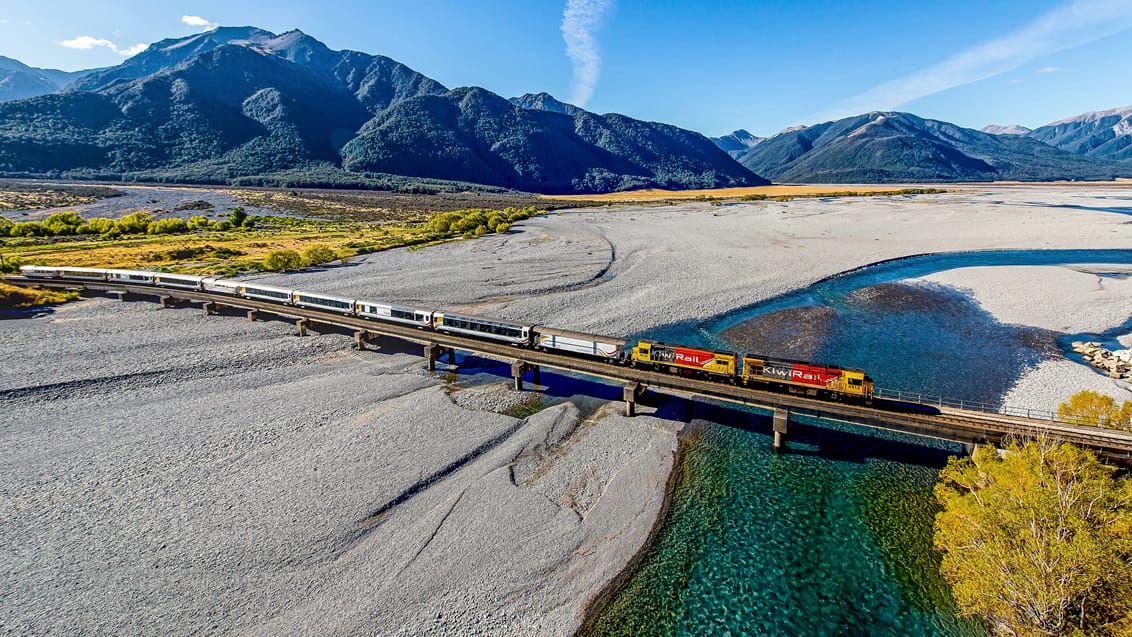 TranzAlpine, mellem Christchurch og Greymouth