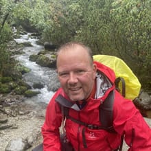 Thomas Hügum Lyhne, Support Team