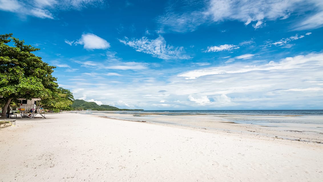 Strand ved skønne Anda på Bohol i Filippinerne
