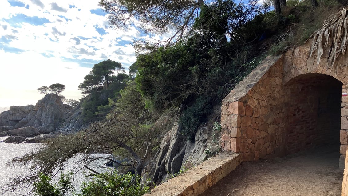 Cami de Ronda, tunnel