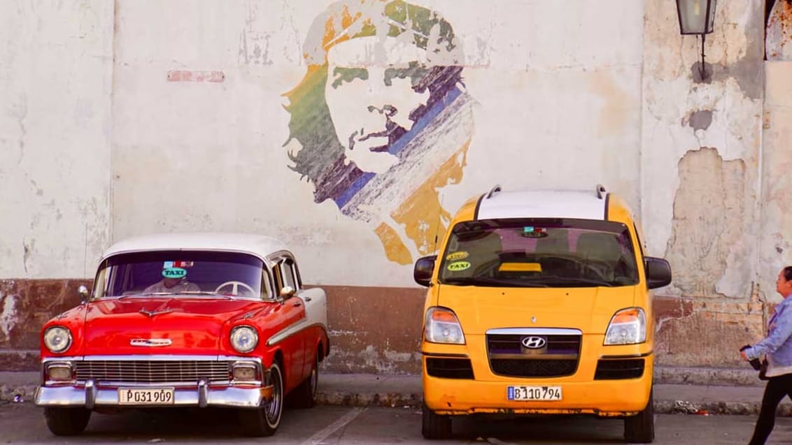 Che Guevara og biler i Havana, Cuba