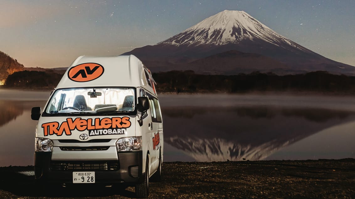 Tag med vennerne på camperrejse i Japan