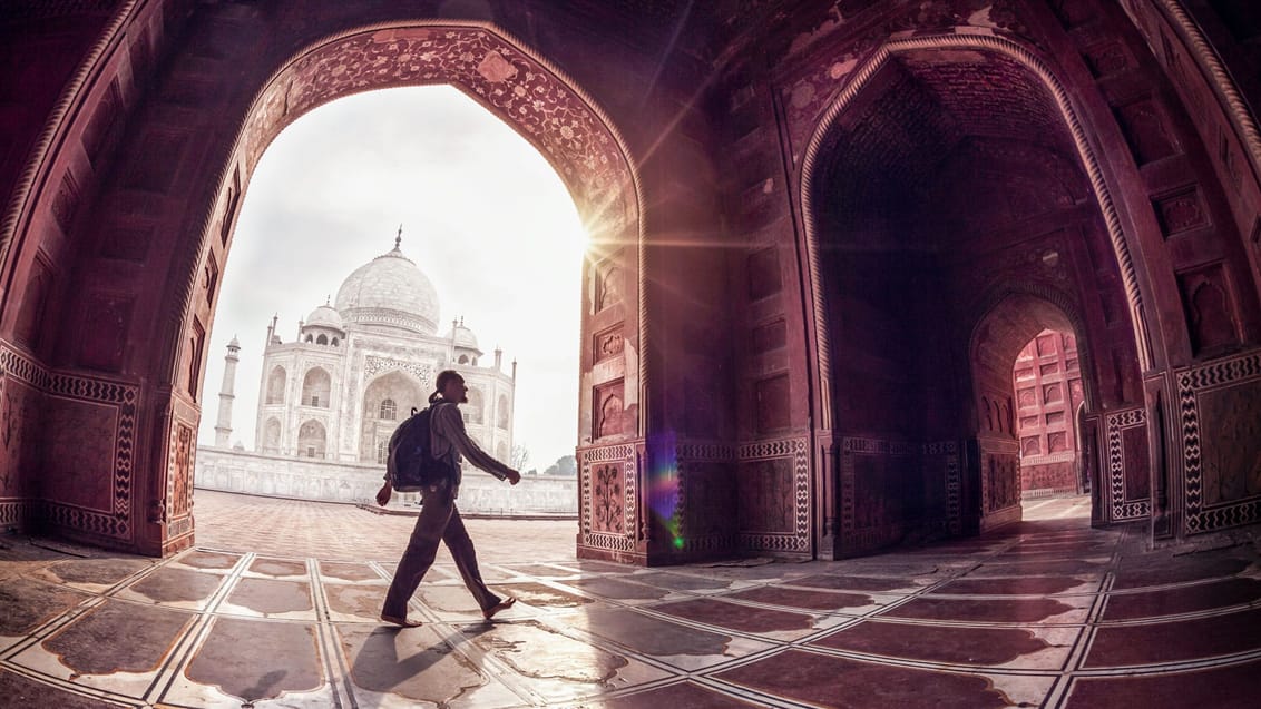 Det storslående Taj Mahal ved Agra